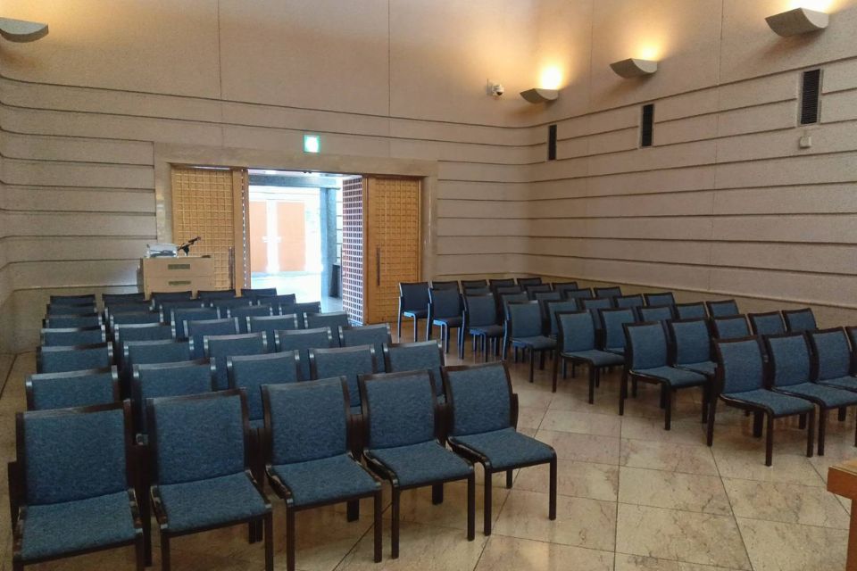 上尾伊奈斎場つつじ苑の式場