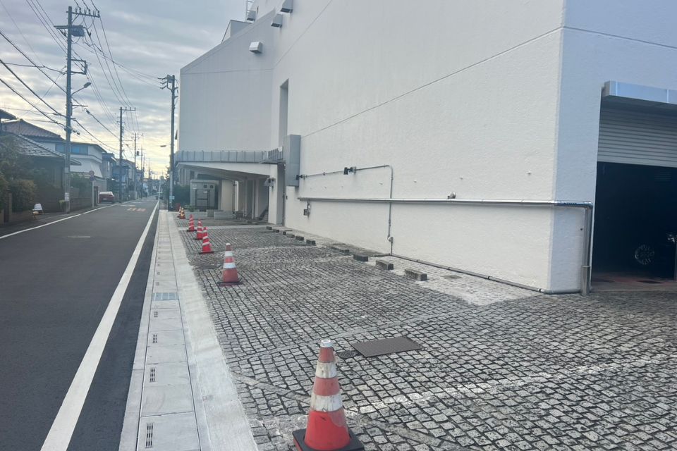 ひかり会館の駐車場