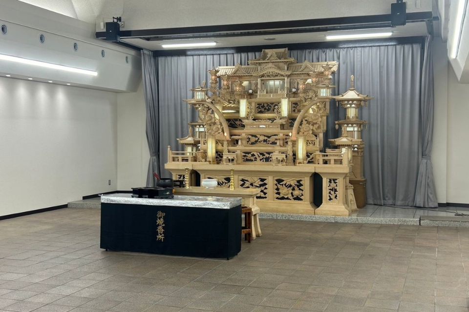 思い出の里会館の祭壇